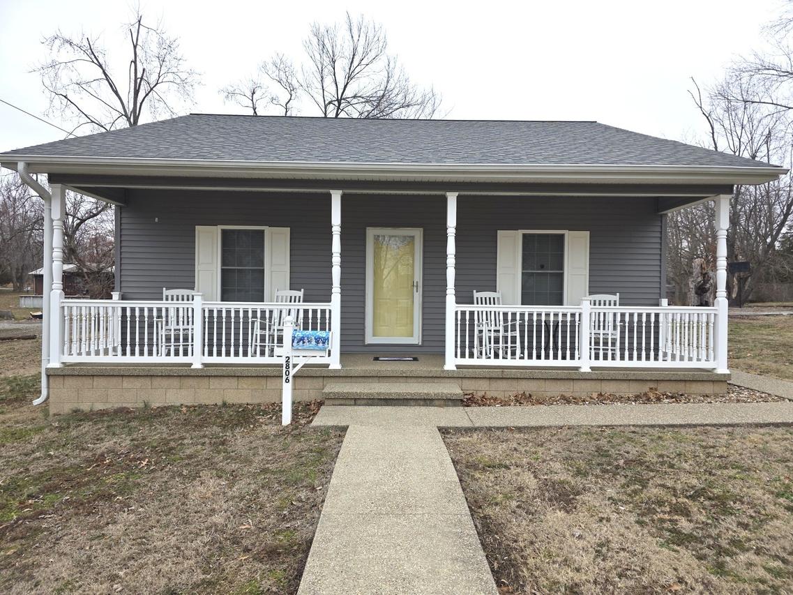 2806 Jones St., Eldorado, IL 62930
