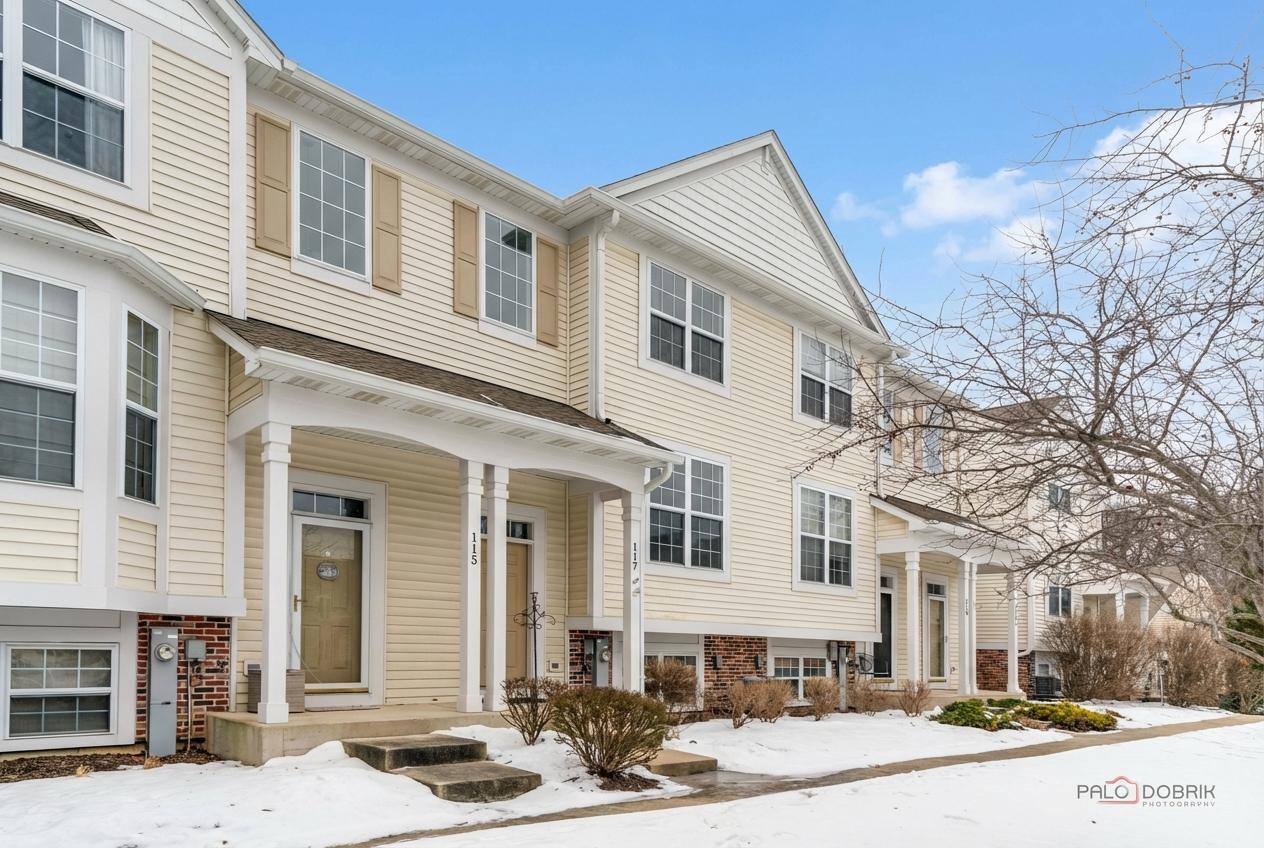 117 Terra Meadow Cir., Volo, IL 60020