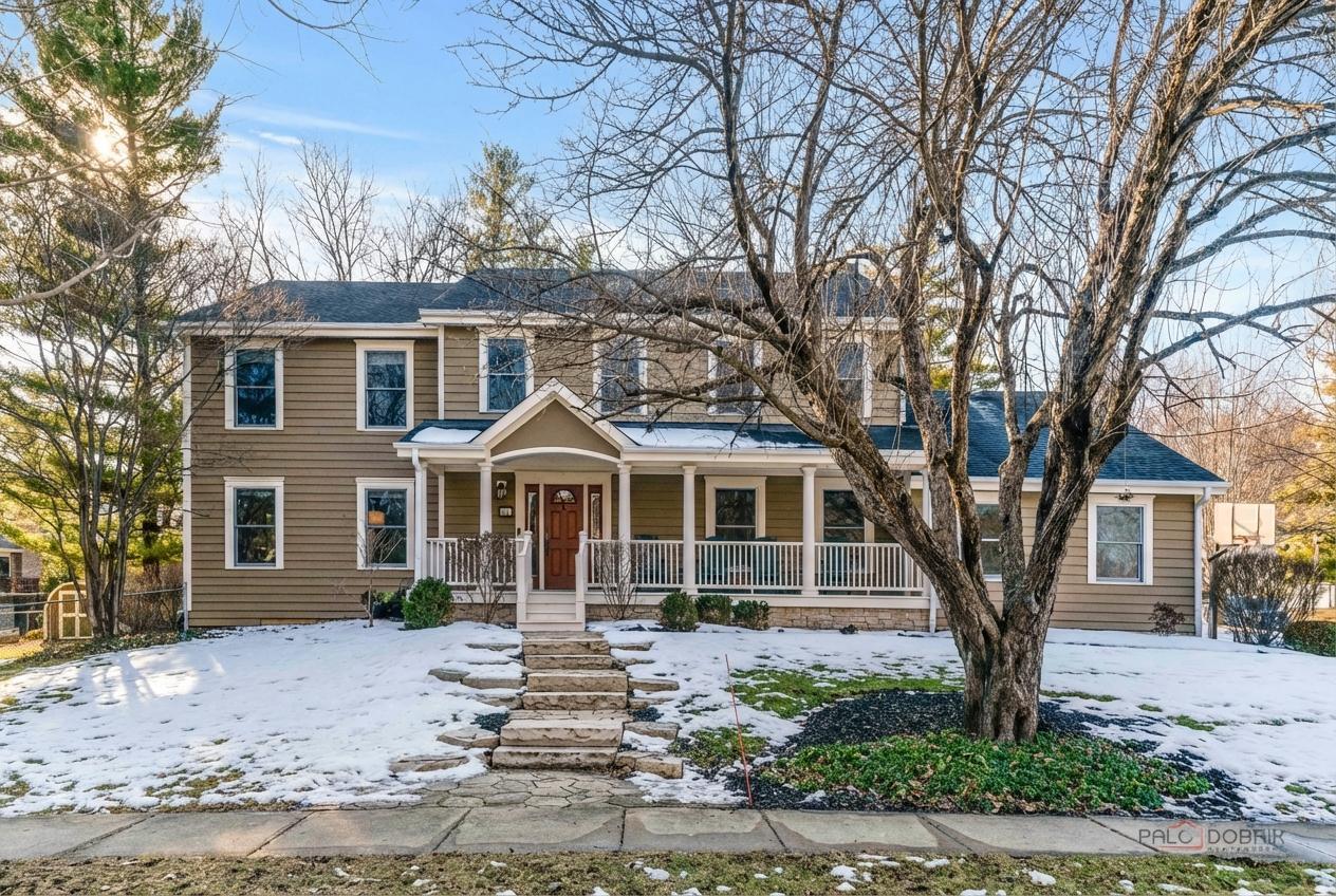 331 E Winchester Rd., Libertyville, IL 60048