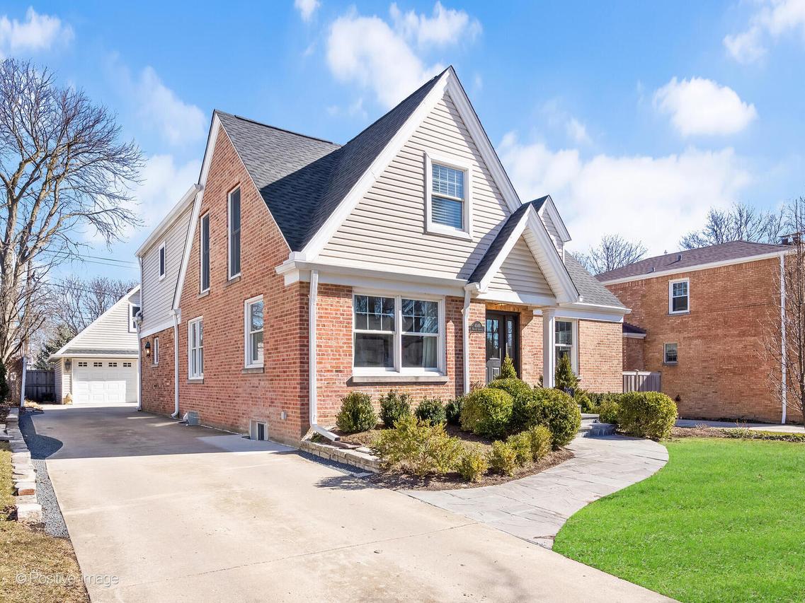 4049 Harvey Ave., Western Springs, IL 60558