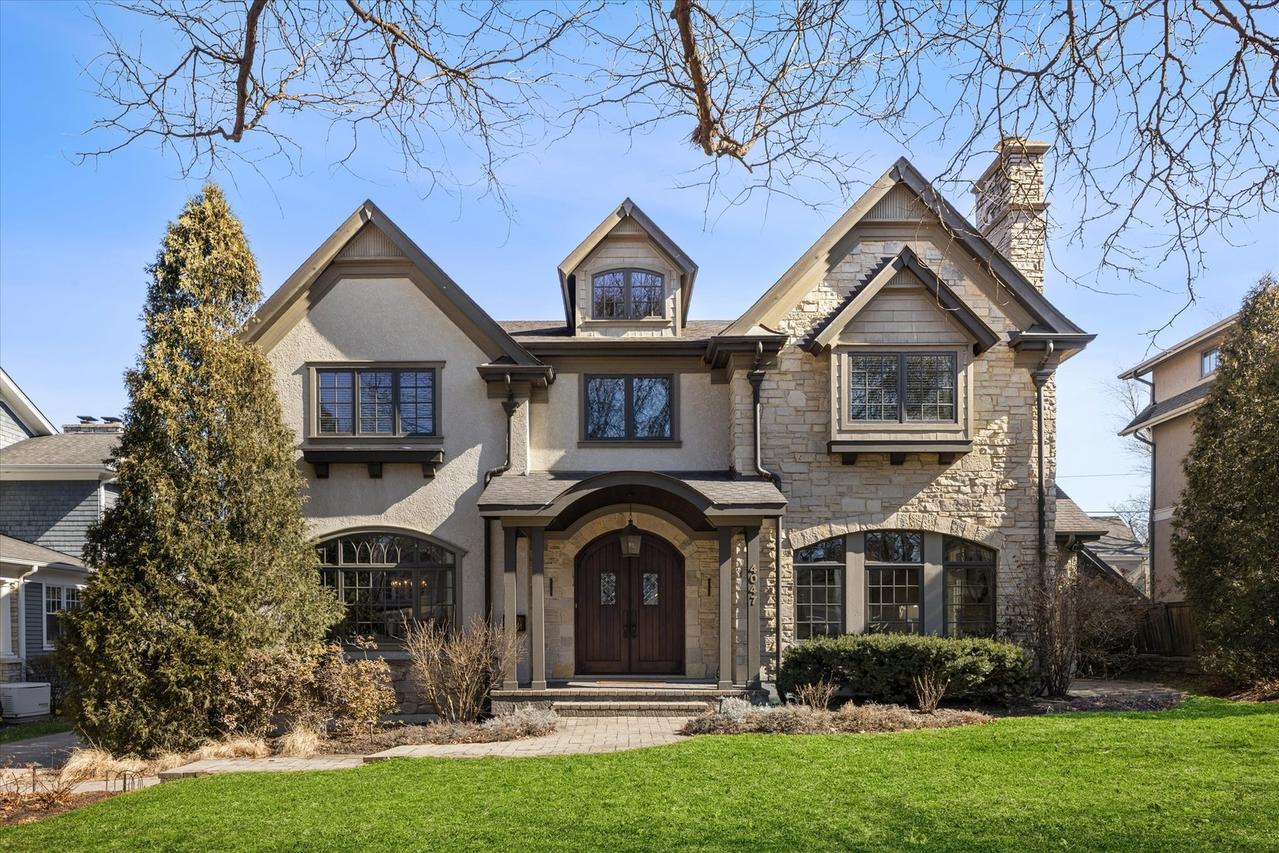 4047 Howard Ave., Western Springs, IL 60558