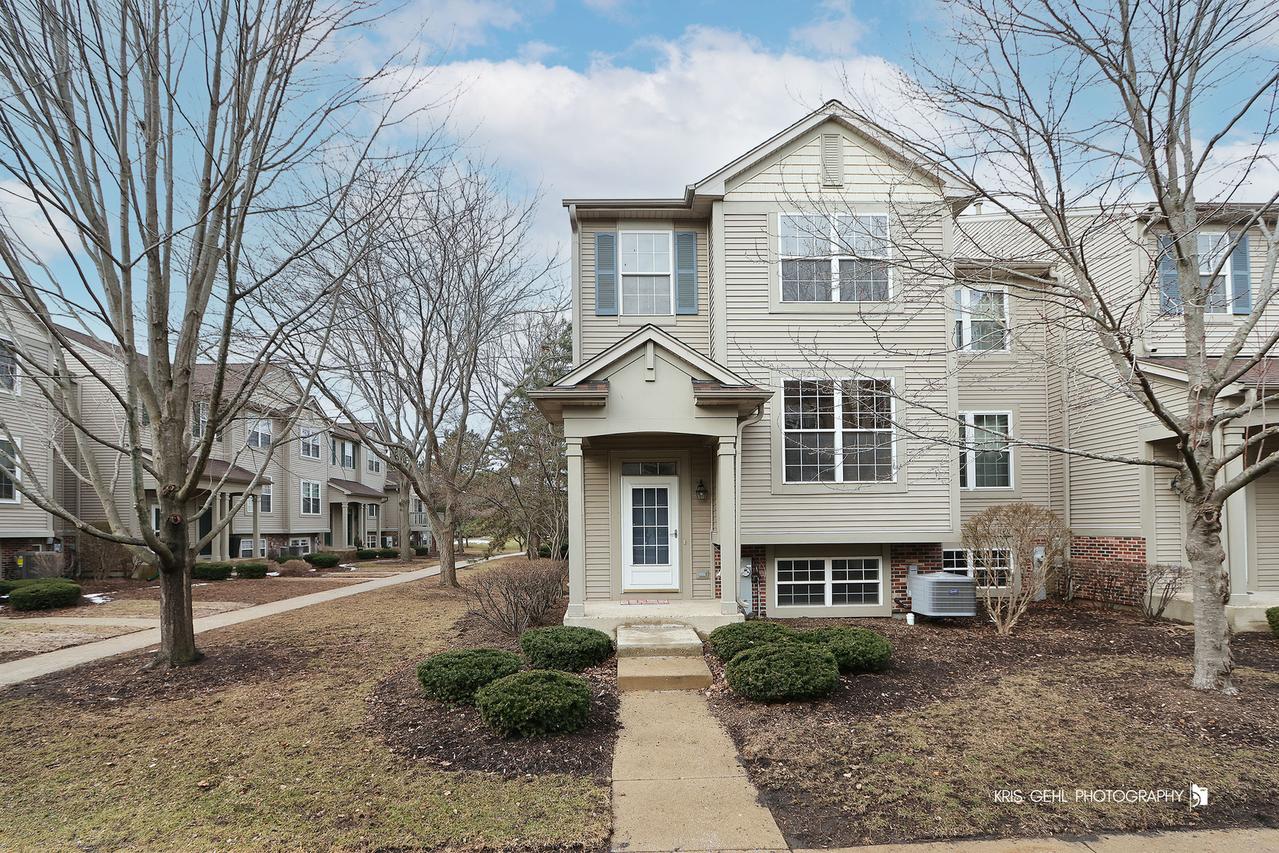 759 Cherry Creek Dr., Grayslake, IL 60030