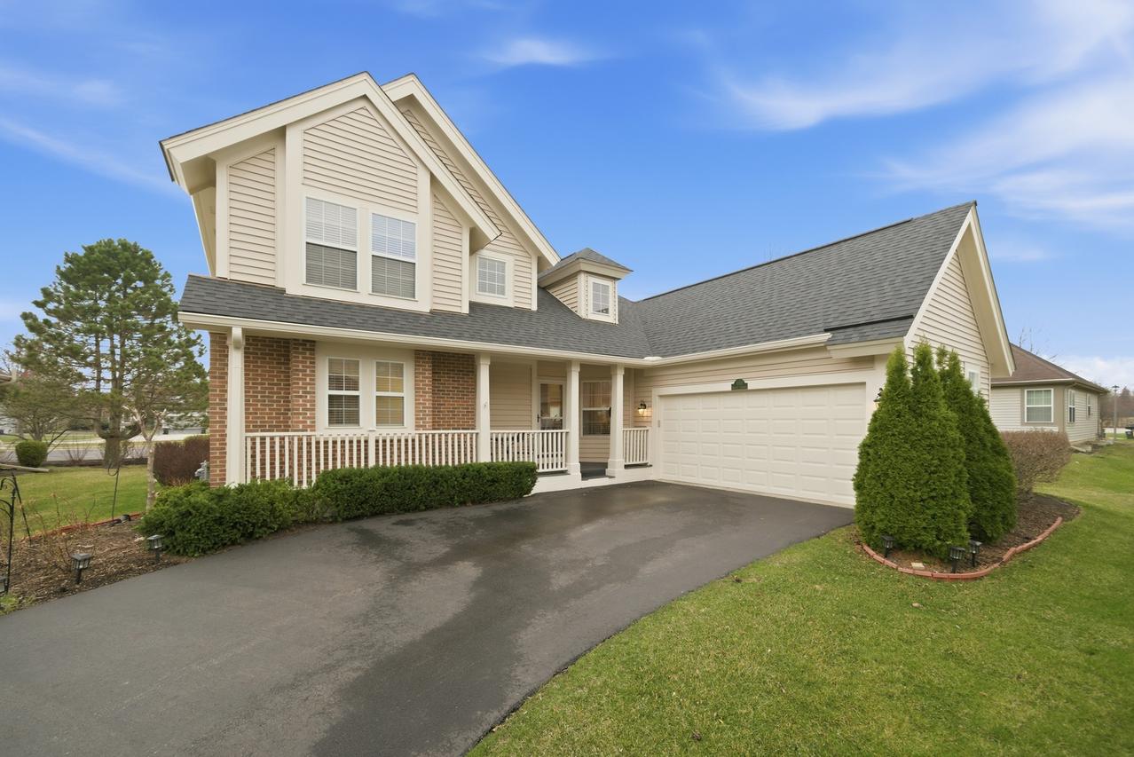 490 Beckett Crossing Dr., Mundelein, IL 60060