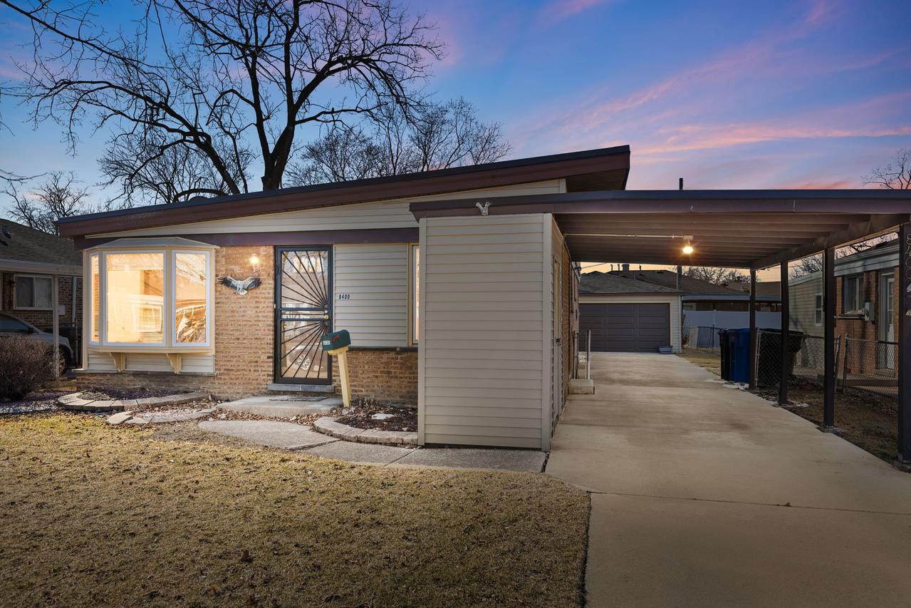 8400 S Knox Ave., Chicago, IL 60652