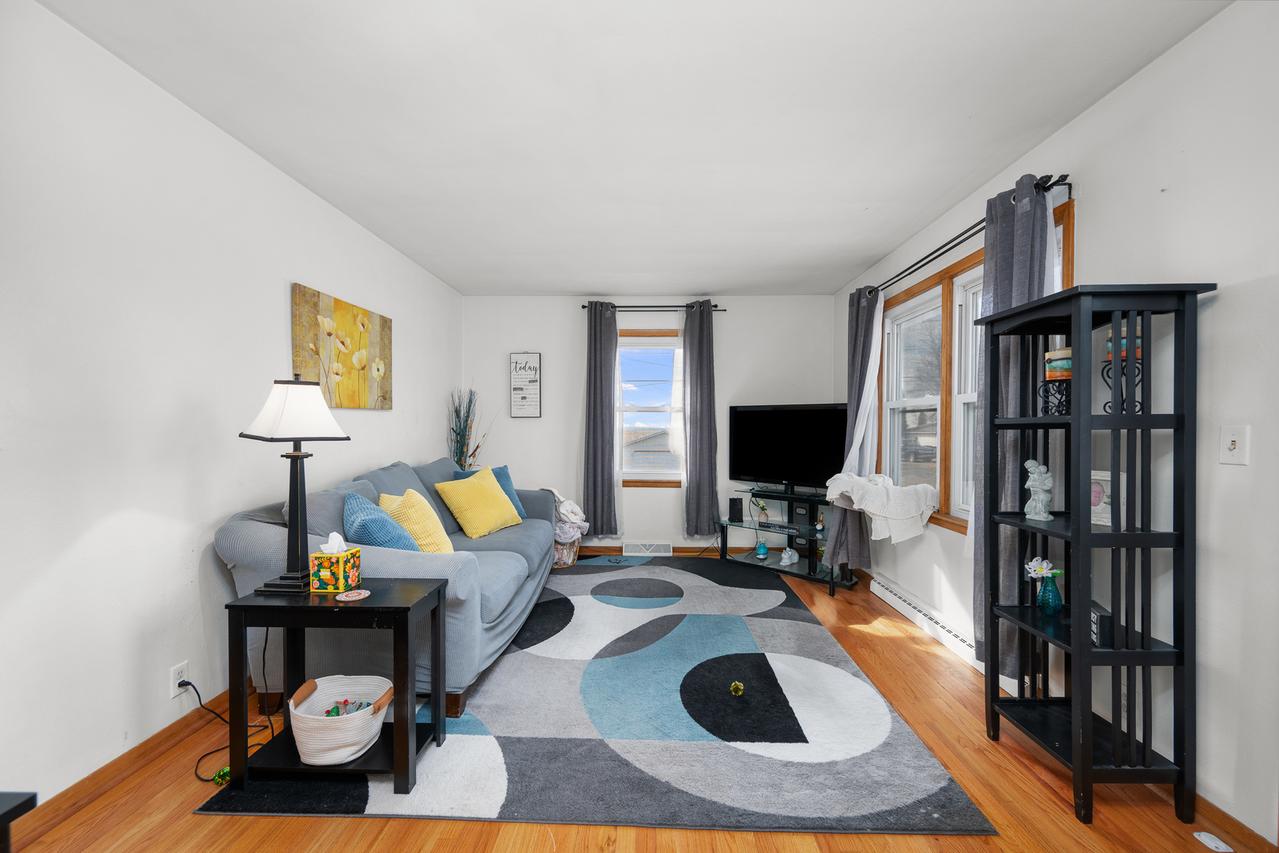 13627 138th St., Taylor Ridge, IL 61284