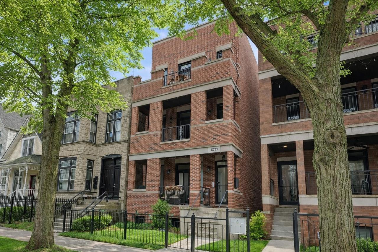 1031 W Newport Ave. #3, Chicago, IL 60657
