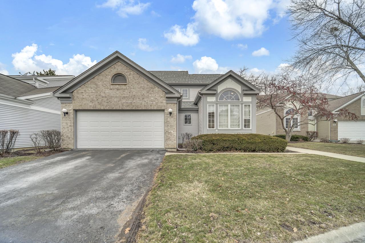 91 Manchester Dr., Buffalo Grove, IL 60089