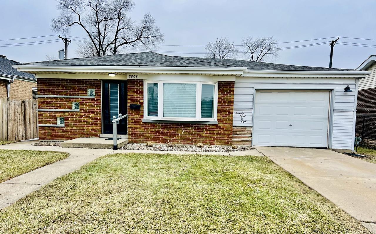 7808 Central Ave., Burbank, IL 60459