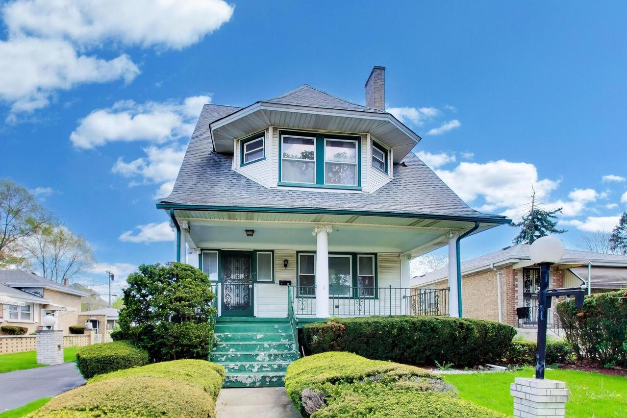 411 S 16th Ave., Maywood, IL 60153