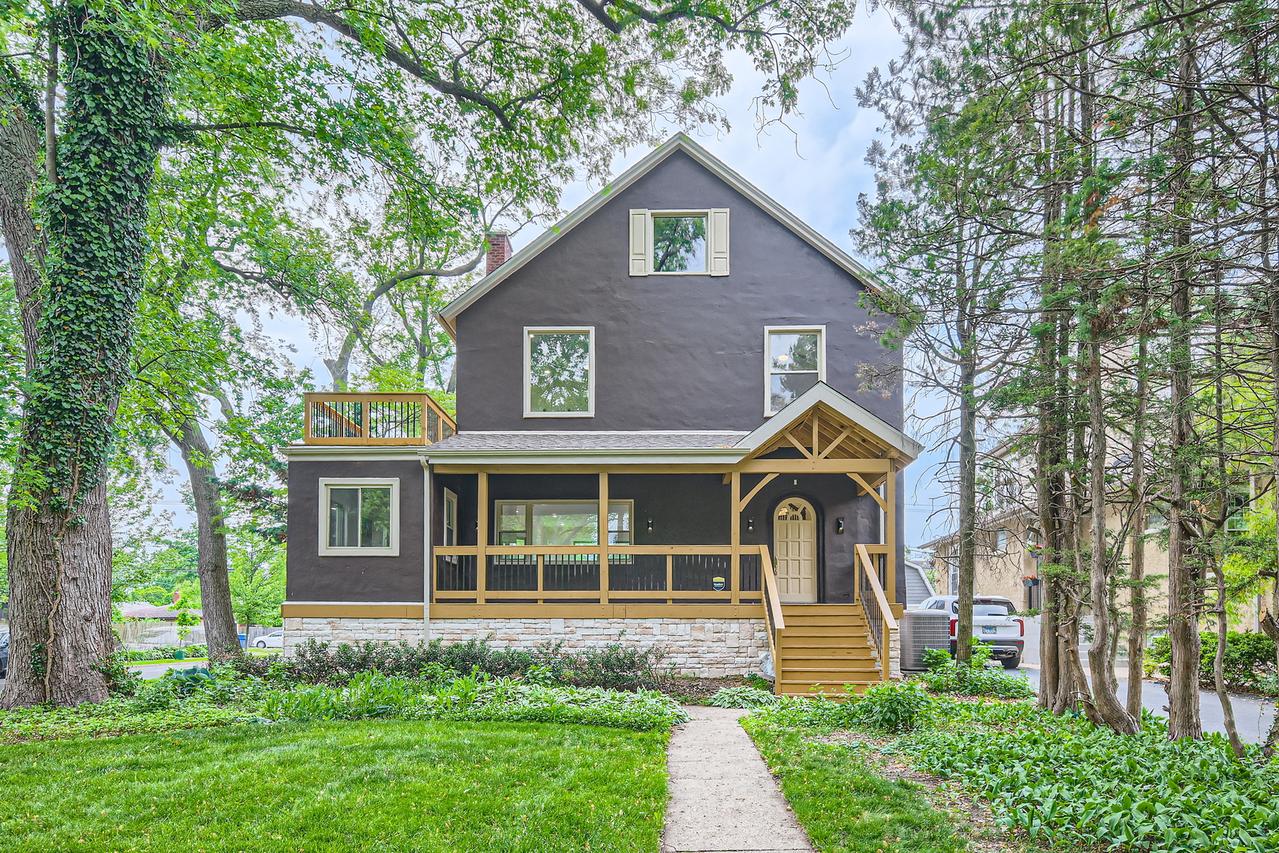 9556 S Winchester Ave., Chicago, IL 60643