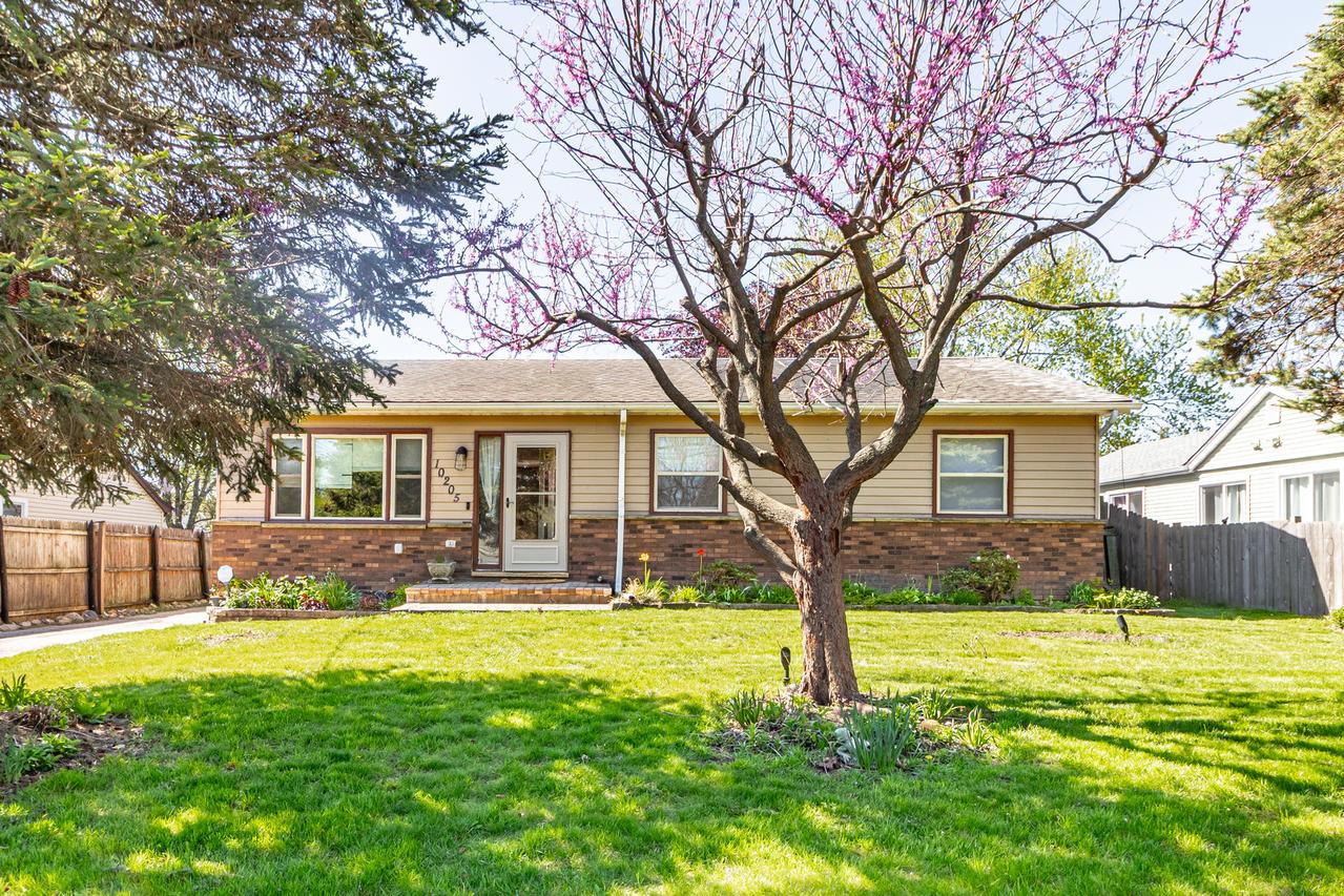 10205 W Chicago Ave., Beach Park, IL 60099
