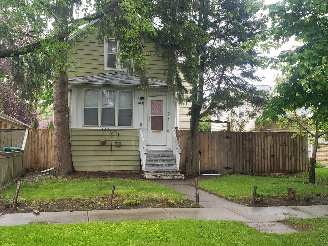 2903 Gideon Ave., Zion, IL 60099