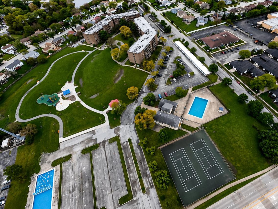 5 E Carriageway Dr. #201, Hazel Crest, IL 60429