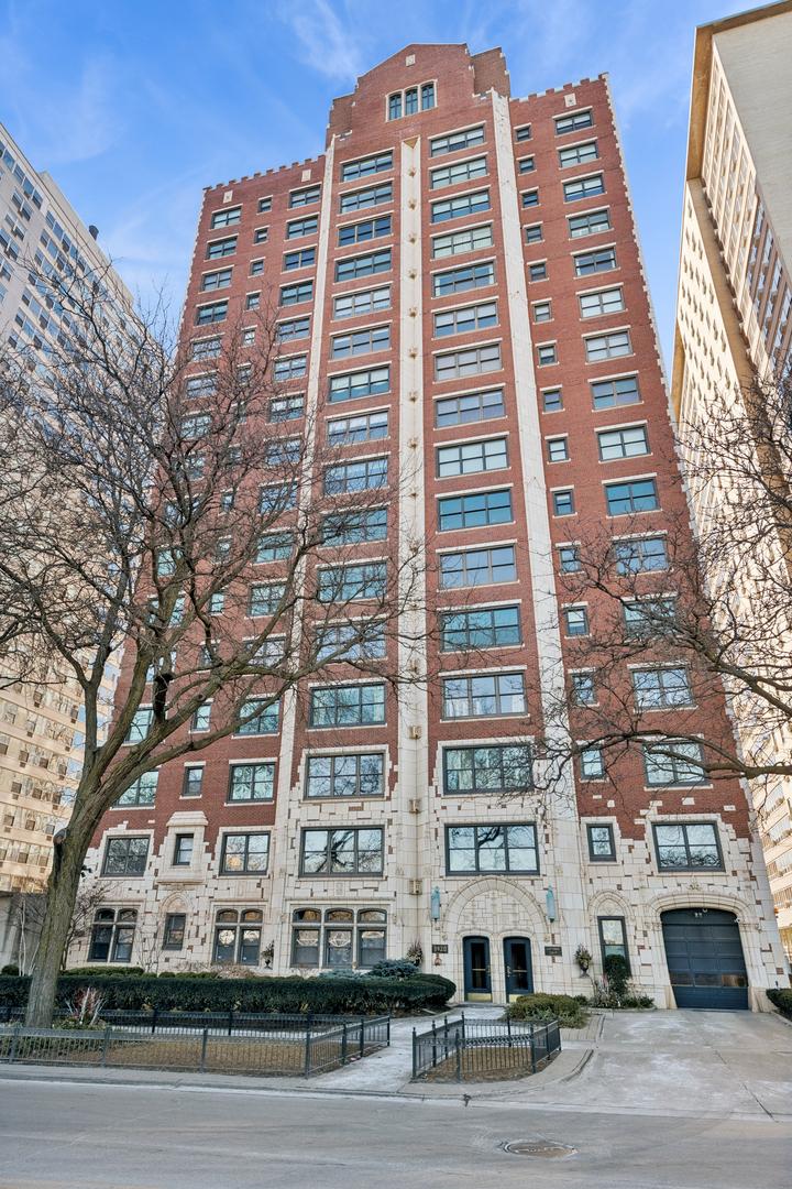 3920 N Lake Shore Dr. #12S, Chicago, IL 60613
