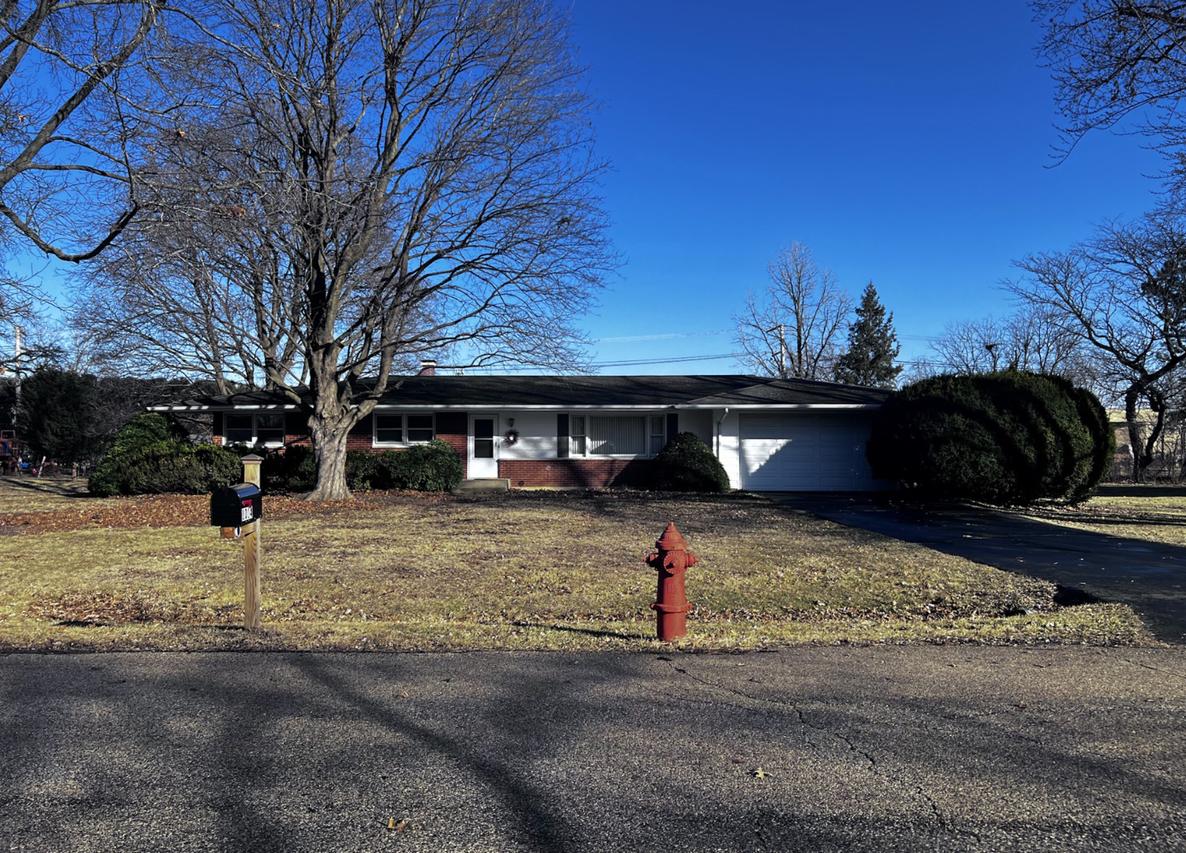 [Address Hidden by Seller], Elgin, IL 60123