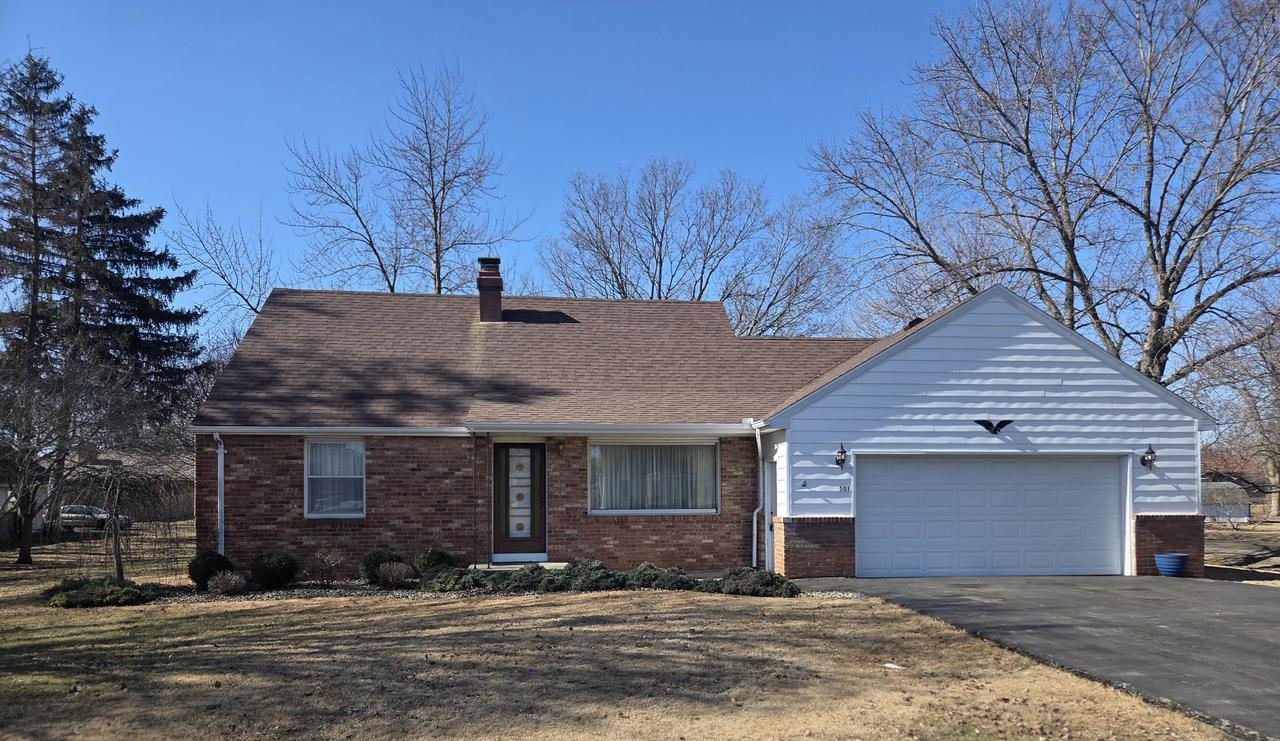 501 S First St., Fisher, IL 61843