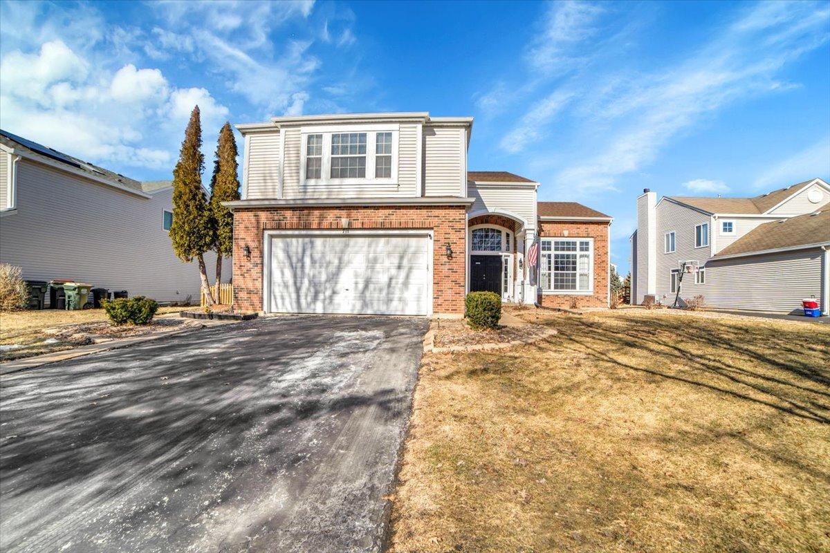 711 Blossom Ct., Oswego, IL 60543