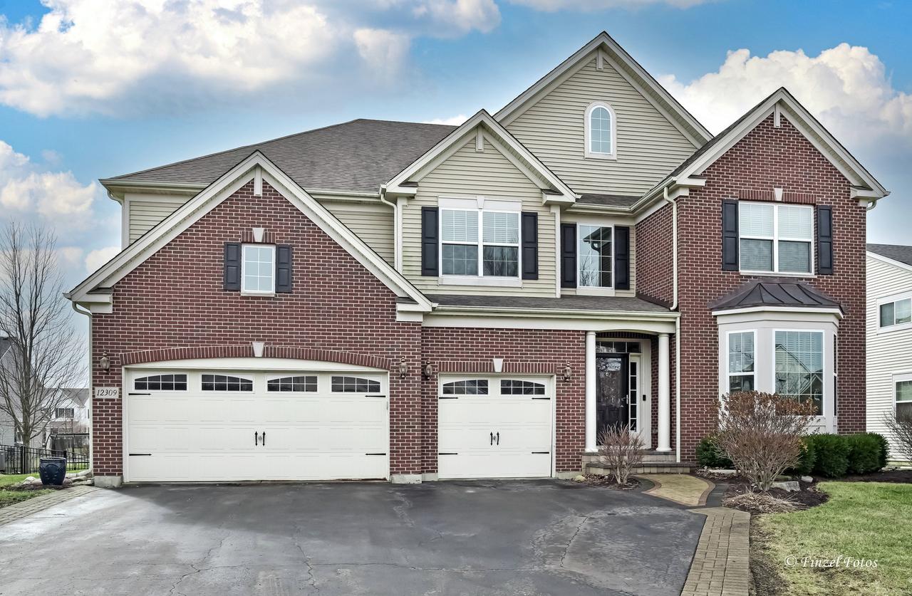 12309 Garlieb Dr., Huntley, IL 60142