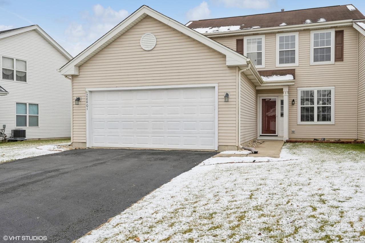 28801 Sawmill Ln., Lakemoor, IL 60051