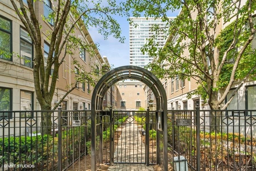 1816 S Indiana Ave. #D, Chicago, IL 60616