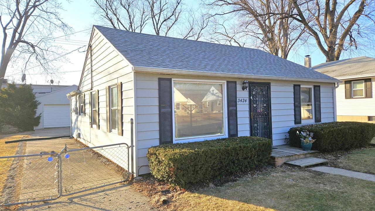 3424 Robey Ave., Rockford, IL 61103