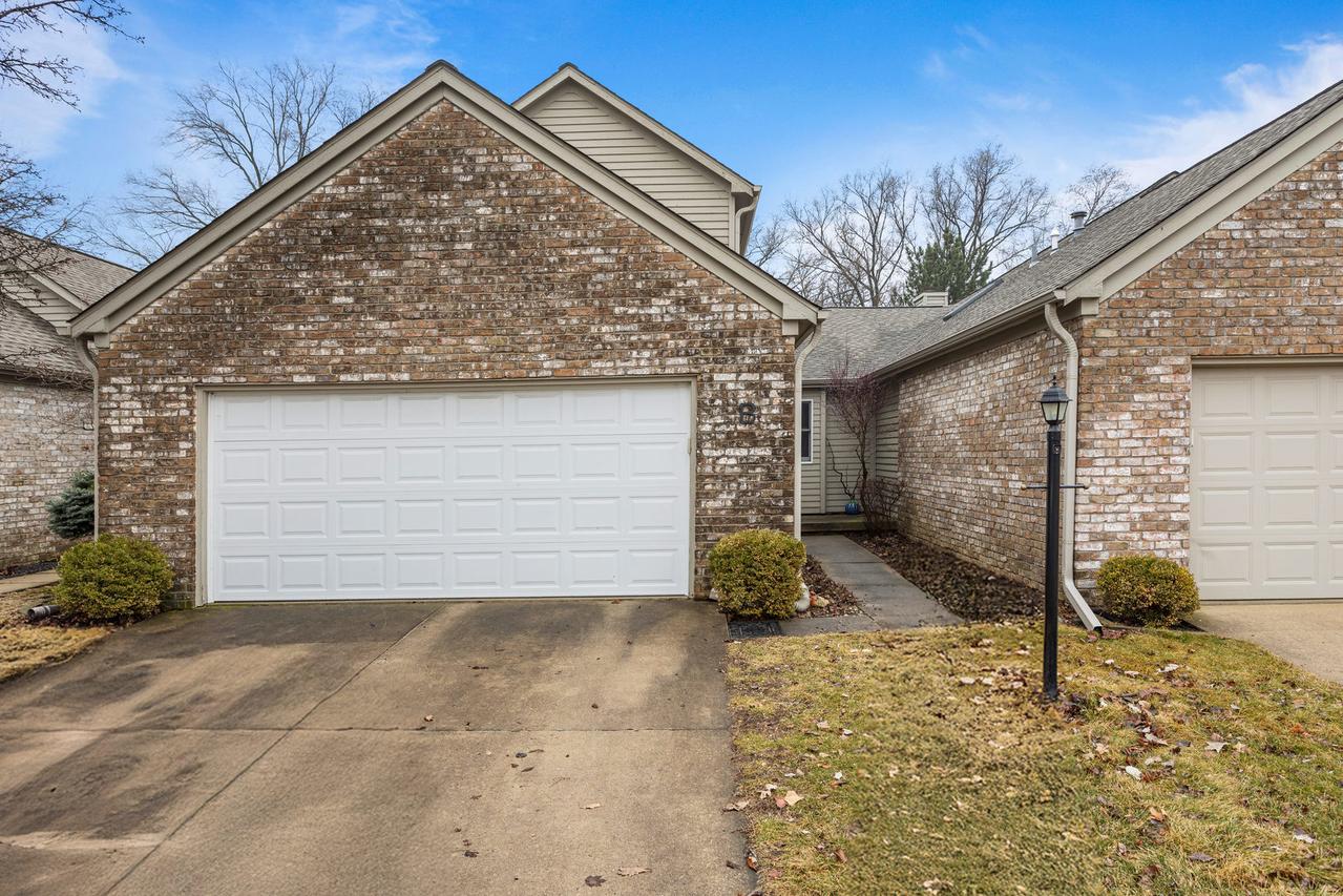 1713 Harbor Point Dr. #B, Champaign, IL 61821