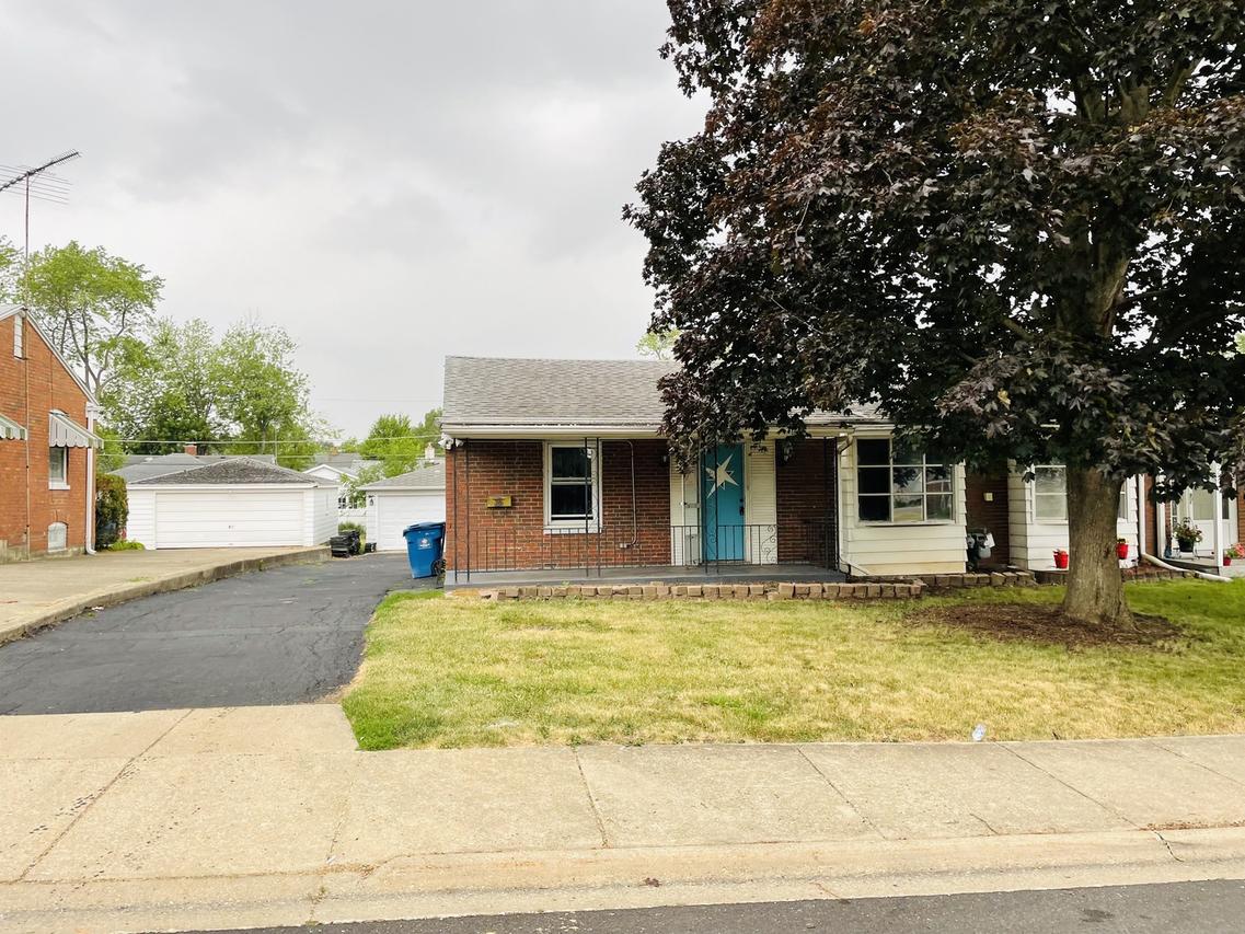 [Address Hidden by Seller], Crest Hill, IL 60403