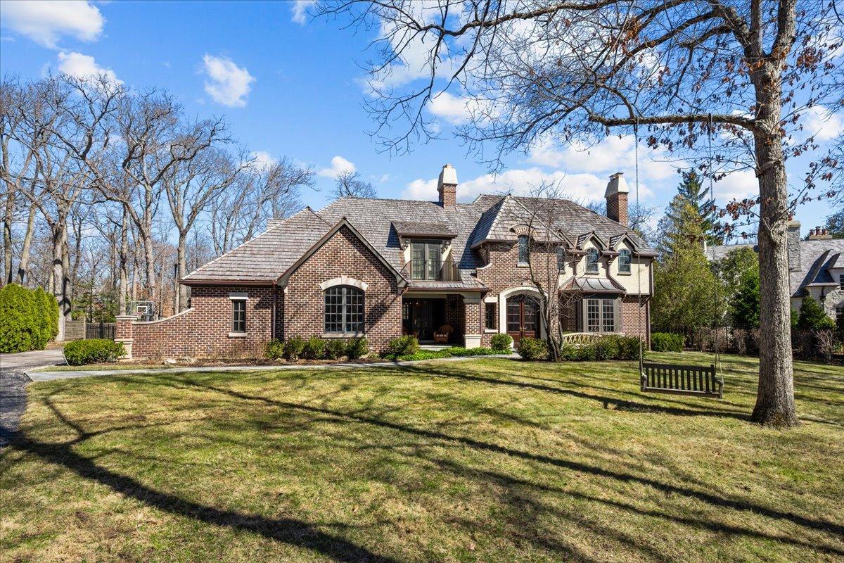 936 E Ringwood Rd., Lake Forest, IL 60045