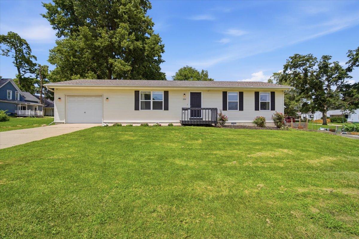 206 E Irving St., Normal, IL 61761