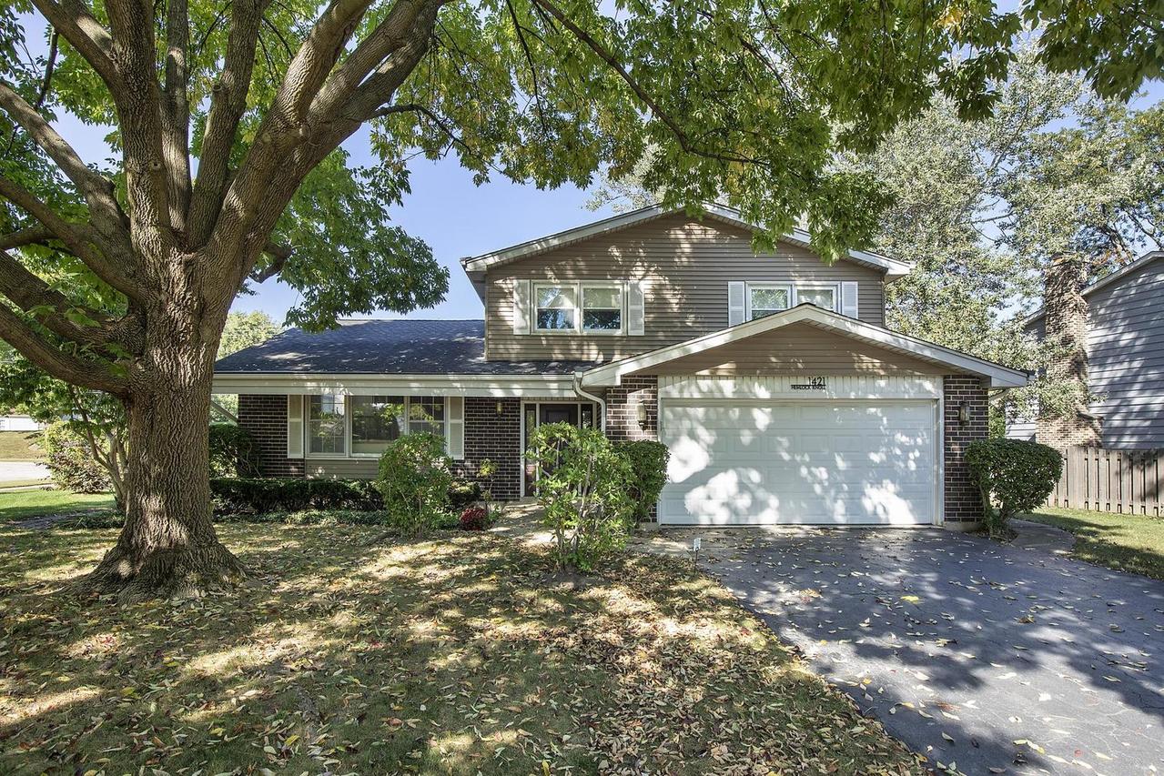 1421 Hemlock Knoll Ter., Northbrook, IL 60062