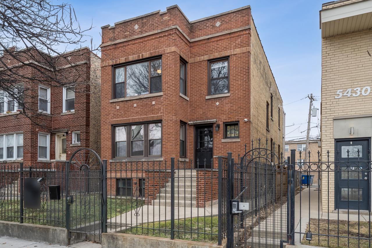 5426 N Western Ave., Chicago, IL 60625
