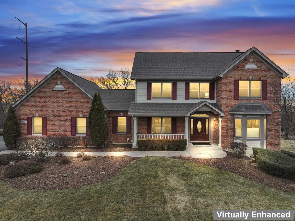 9N954 Heatherington Pl., Elgin, IL 60124