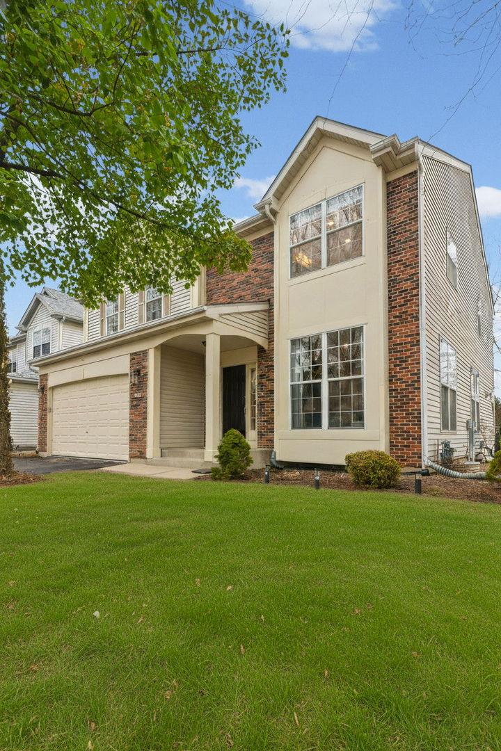 29644 N Birch Ave., Lake Bluff, IL 60044