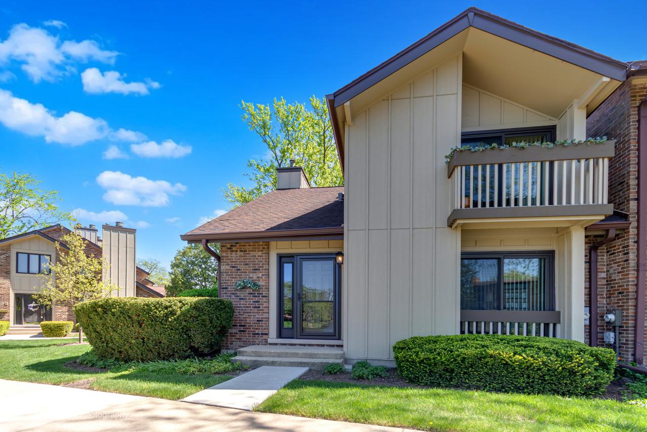 14 Kyle Ct., Willowbrook, IL 60527