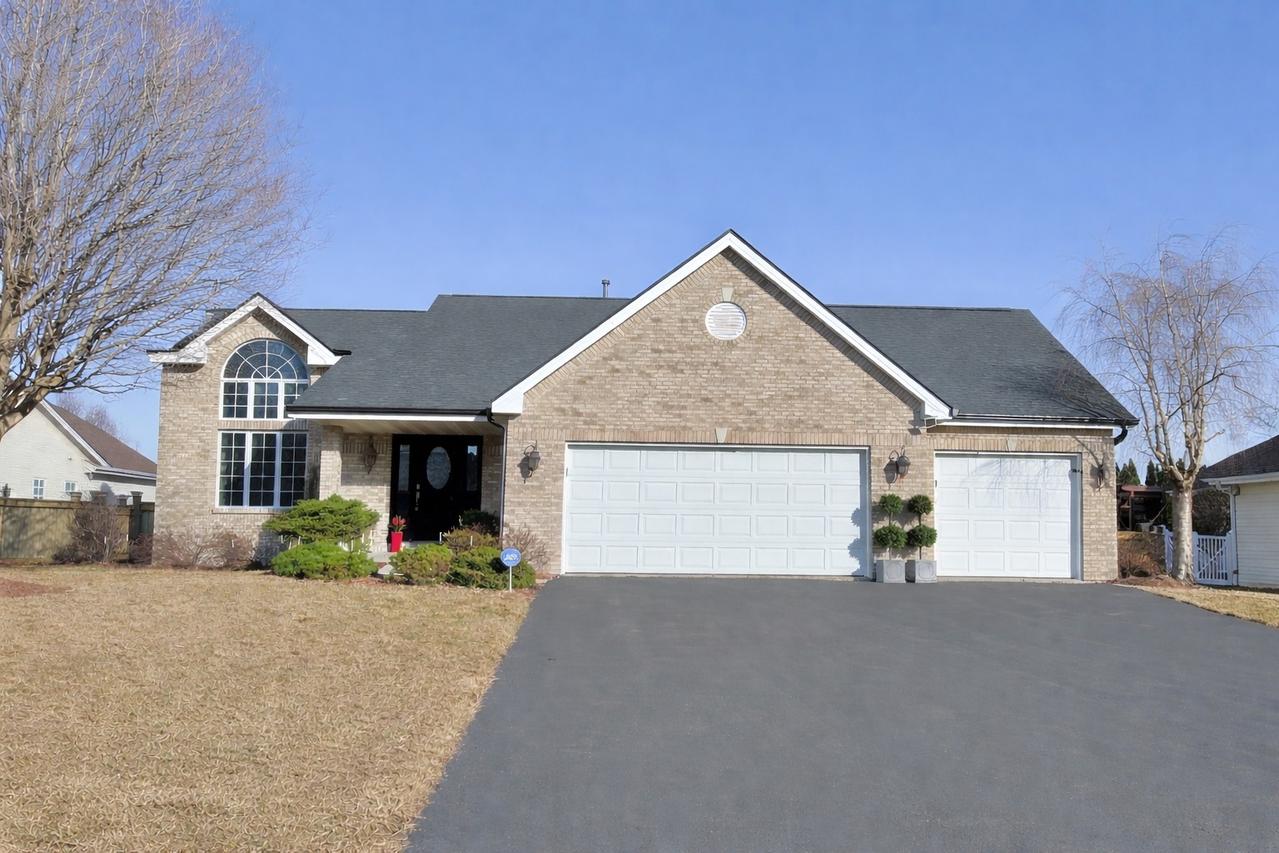 1865 Grandchester Pl., Rockford, IL 61107