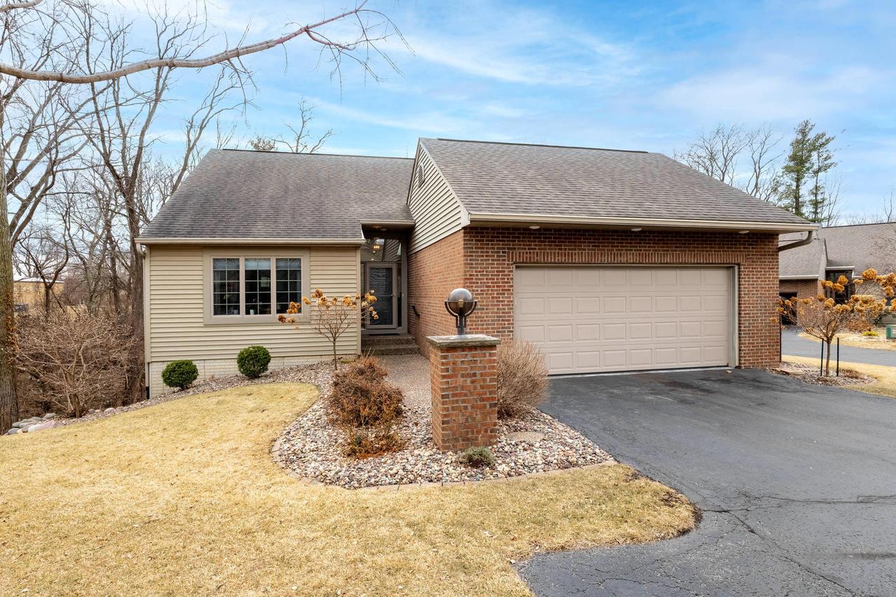 2140 31st Ave., Rock Island, IL 61201