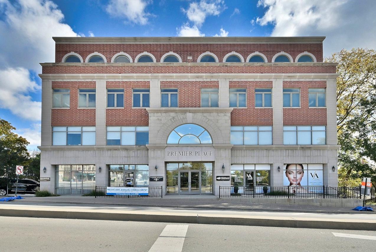 127 N Walnut St. #3D, Itasca, IL 60143