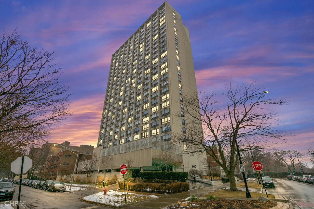 5100 N Marine Dr. #17E, Chicago, IL 60640