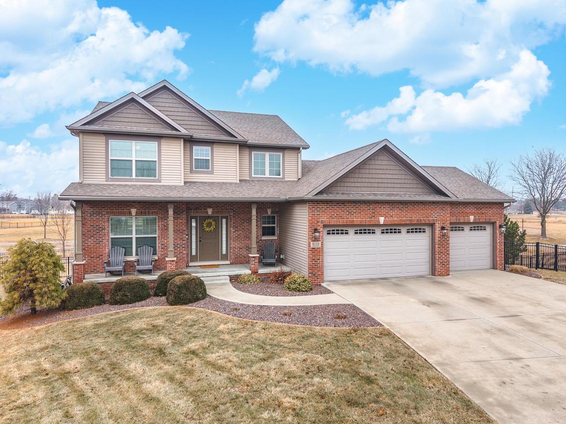 2110 Sinclair Ct., Bloomington, IL 61704