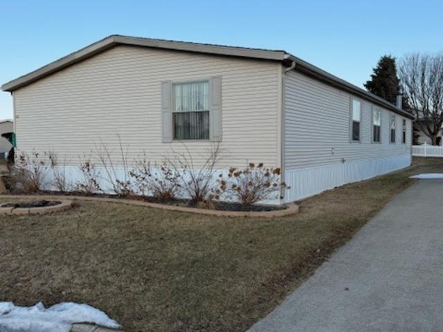 1262 Red Bud Rd., Manteno, IL 60950