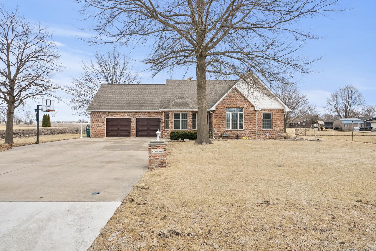 301 Fuller Ave., Streator, IL 61364