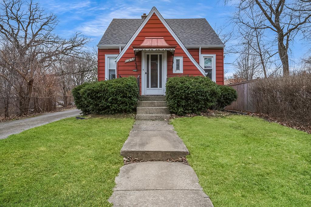 17866 Ashland Ave., Homewood, IL 60430