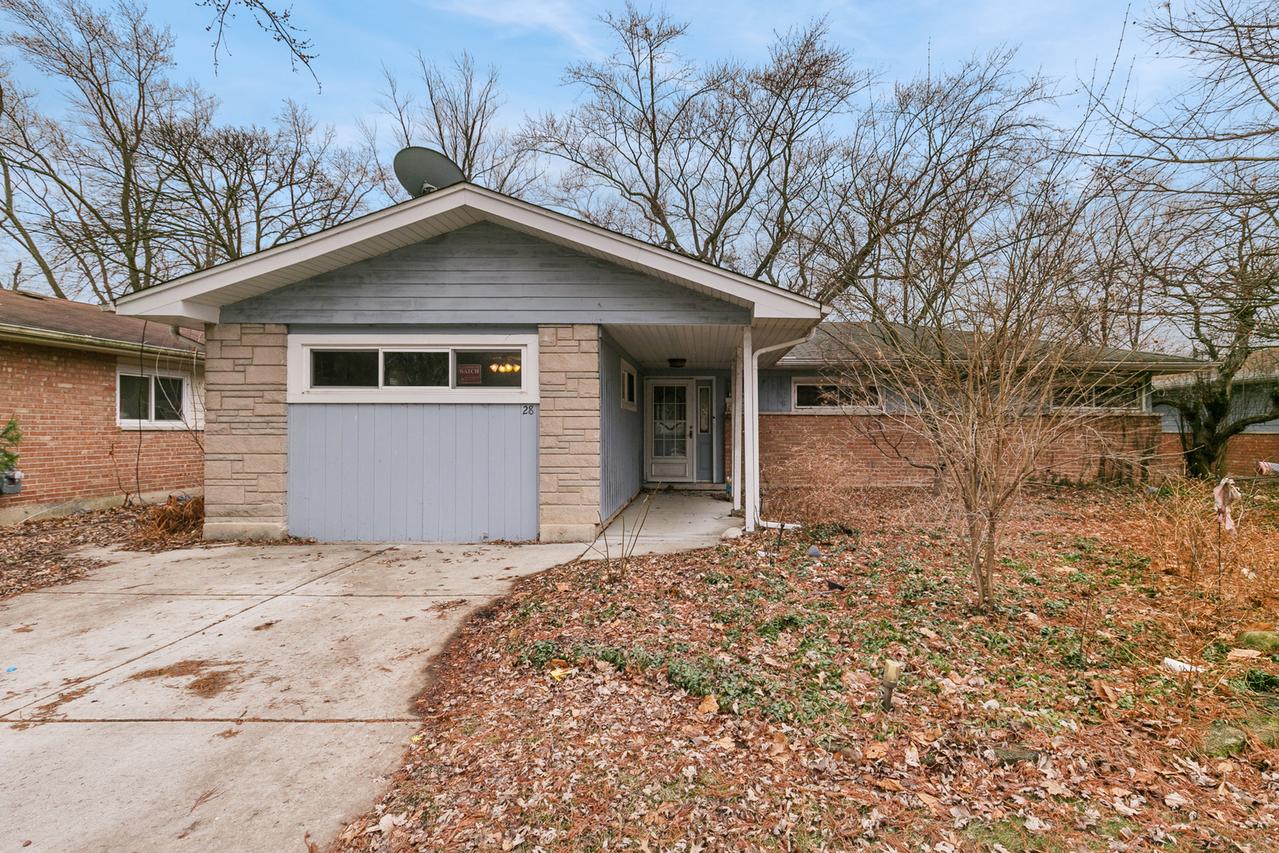 28 W Rocket Cir., Park Forest, IL 60466