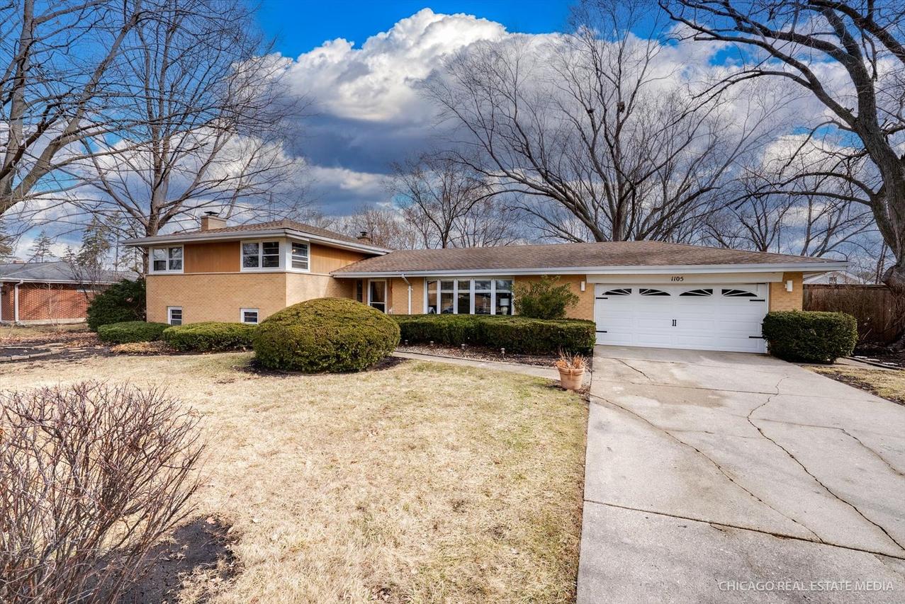 1105 N Maple Ln., Prospect Heights, IL 60070