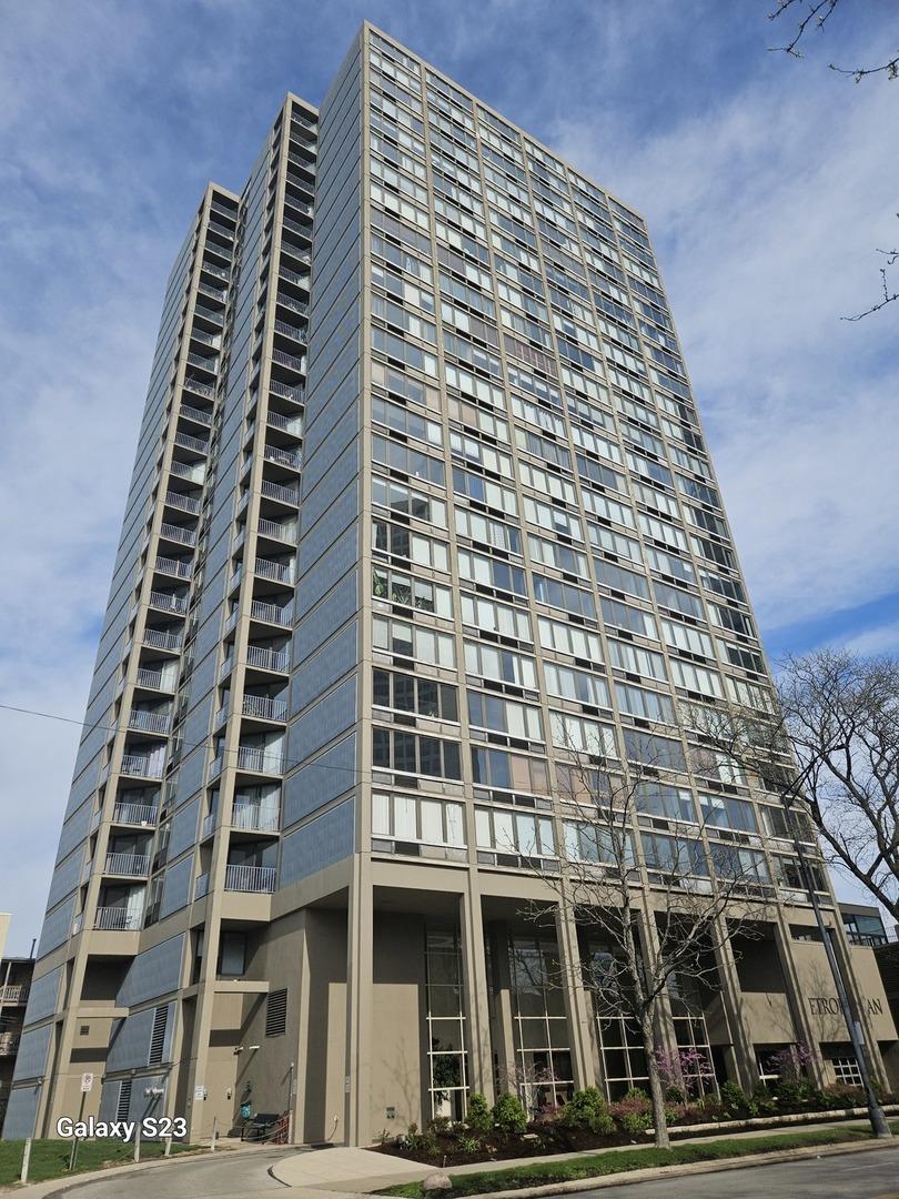 5320 N Sheridan Rd. #C41, Chicago, IL 60640