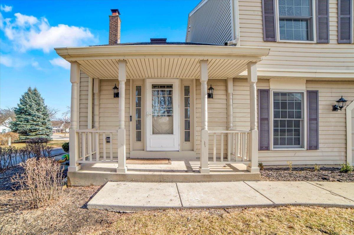 2664 College Hill Cir. #381, Schaumburg, IL 60173