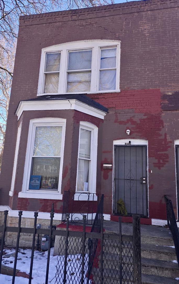 8101 S Muskegon Ave., Chicago, IL 60617