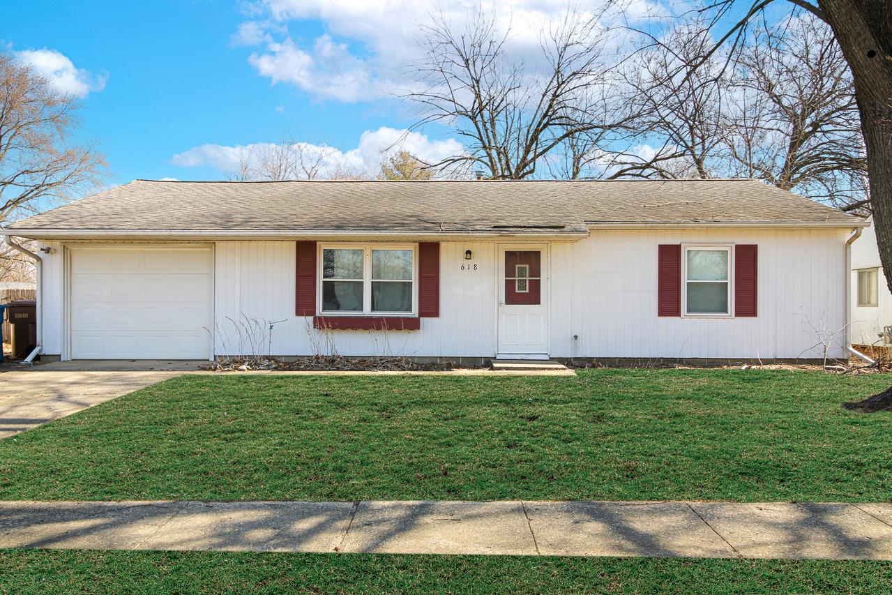 618 Dogwood Dr., Champaign, IL 61821