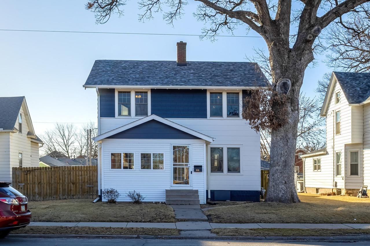 1610 30th St., Rock Island, IL 61201