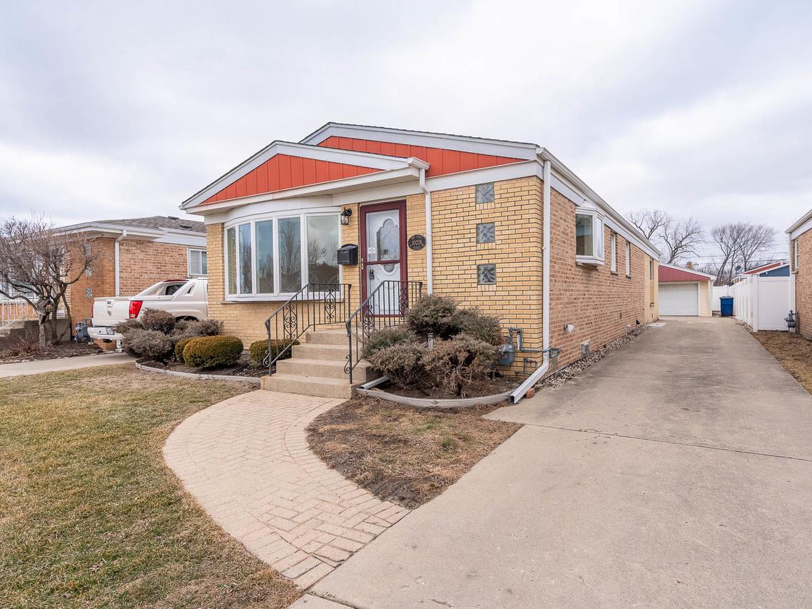 10224 Mcnerney Dr., Franklin Park, IL 60131